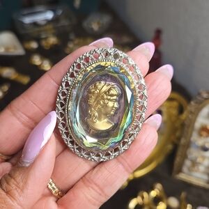 Vintage Gold/ Wateemelon Intaglio Cameo Brooch/Pendant